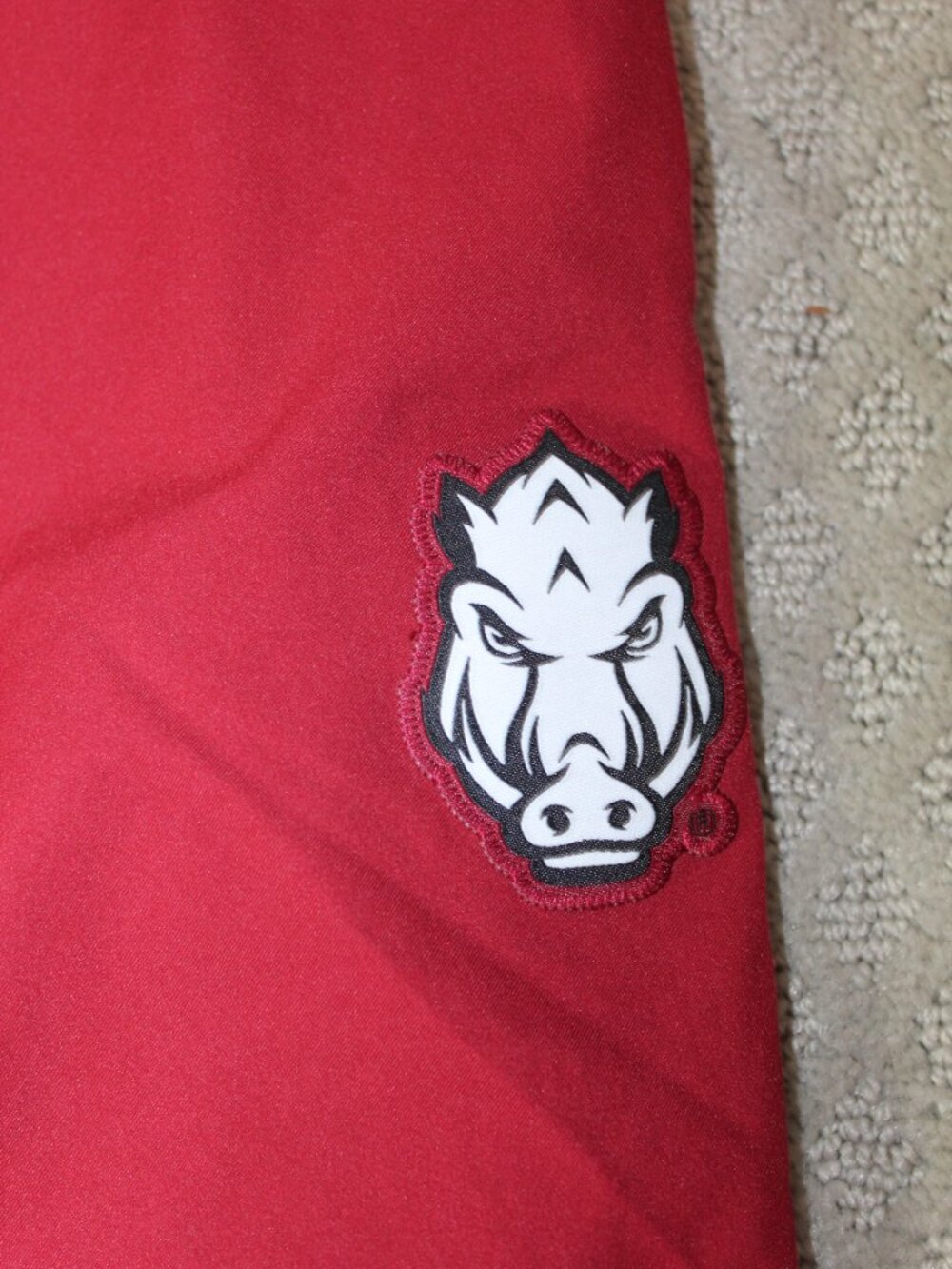 Nike Dri-Fit Size M Red Razorback Patch Track Pants - Picture 9 of 9
